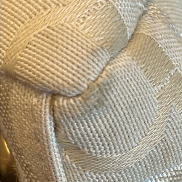 Ferragamo Authentic Vintage Cream Shoulder Bag with Silver Accents/Gold Hardware - Picture 15 of 16